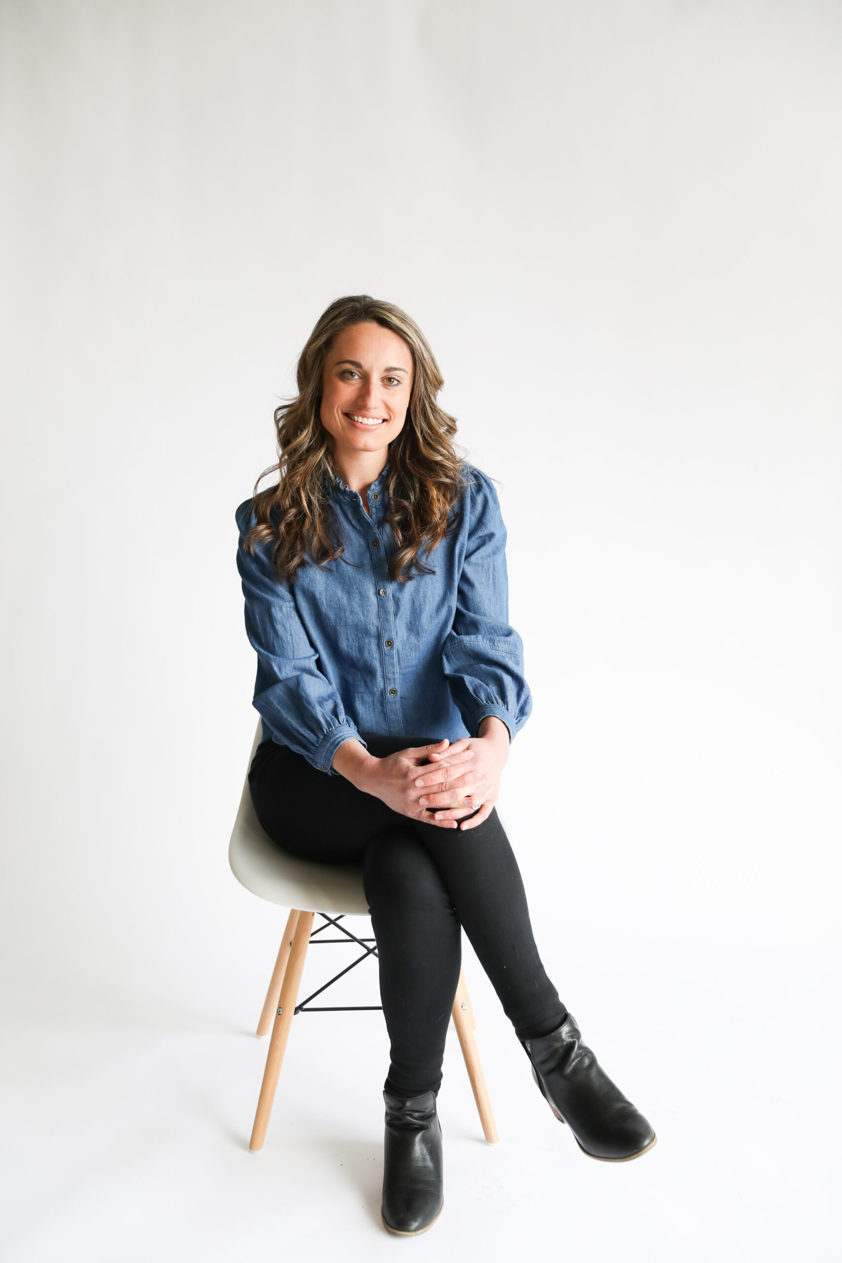 Dr. Kasey Holland, Epstein Barr virus specialist and naturopath.